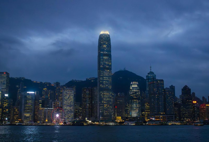 赴港开卡不完全指北适逢国庆期间香港电车免费坐，看电影半价